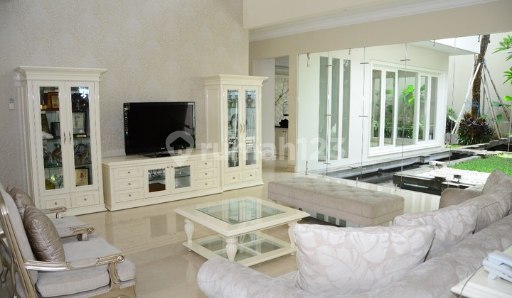 Pakuwon Indah Jalan Kembar Mewah Full Furnish 30m Nego Bagus Pol