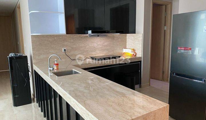 Apartemen Holland Village 3 Kamar Tidur Furnished Baru 2