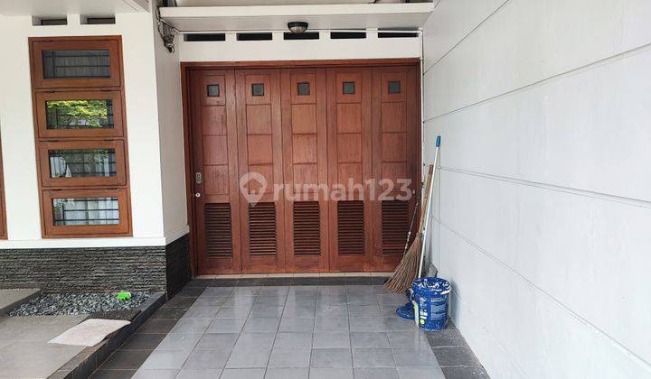 Rumah di Area Kerinci 2 Lantai Bagus bisa kantor