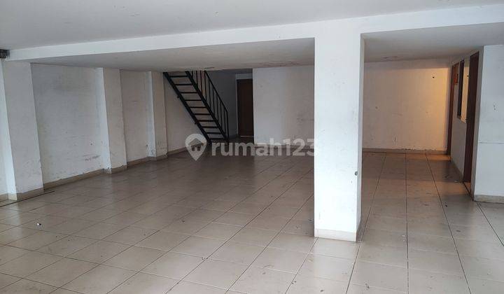 Rumah di Jalan Jeruk Purut 3 Lantai 1000 m2 bisa Home Office 23