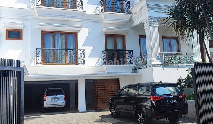 Rumah 3 Lantai di Jeruk purut Bagus 1