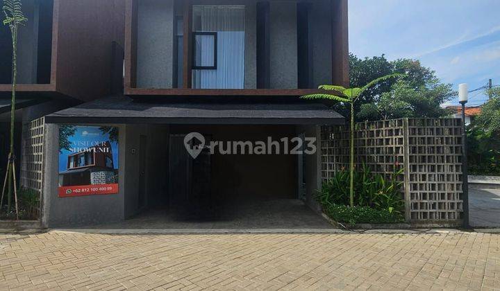 Rumah di Amayana Pondok Cabe 3 Lantai SHM Baru 1