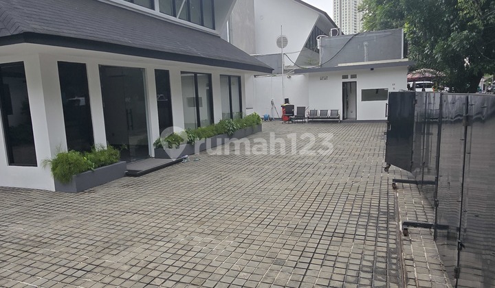 Premium.house.in.Kebayoran.Baru For.office/.Salon/Beauty