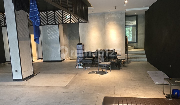 Ruko.gandeng 3 Lt Cck.klinikdokter Cafe. Kantor