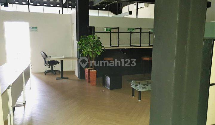 Ruko Gandeng 6,5 Lantai, Bagus Ada Lift Sangat Strategis Di Jl. Letjend. Suprapto Cempaka Putih 6