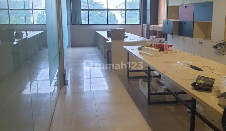 Ruko Gandeng 6,5 Lantai, Bagus Ada Lift Sangat Strategis Di Jl. Letjend. Suprapto Cempaka Putih 12