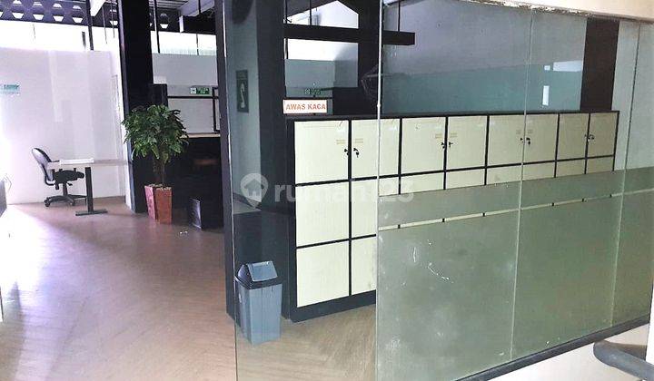 Ruko Gandeng 6,5 Lantai, Bagus Ada Lift Sangat Strategis Di Jl. Letjend. Suprapto Cempaka Putih 13