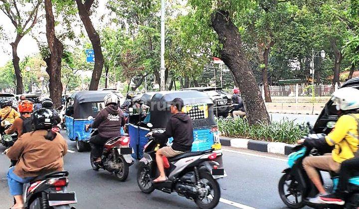 Ruko Gandeng 6,5 Lantai, Bagus Ada Lift Sangat Strategis Di Jl. Letjend. Suprapto Cempaka Putih 29