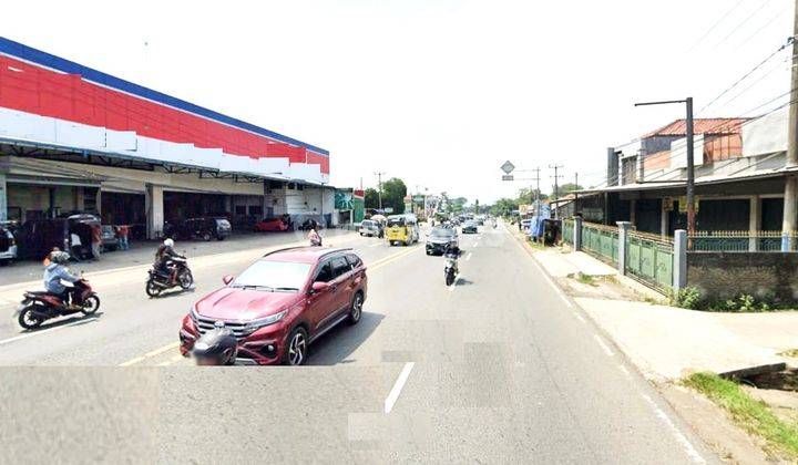 Rumah Lokasi Sangat Strategis di Jalan Utama Pantura, Cikampek 2