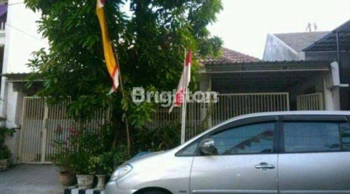 Rumah di tenggilis mejoyo dekat dengan jalan raya, daerah ubaya 1