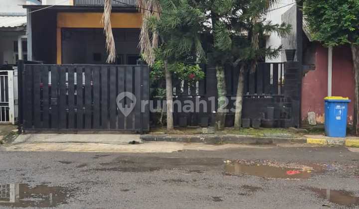 Dijual Cepat (Bu) Rumah 2 Lantai Full Furnice Lokasi Permata Pamulang Dijual Cepat (Bu) Rumah 2 Lantai Full Furnice Lokasi Permata Pamulang