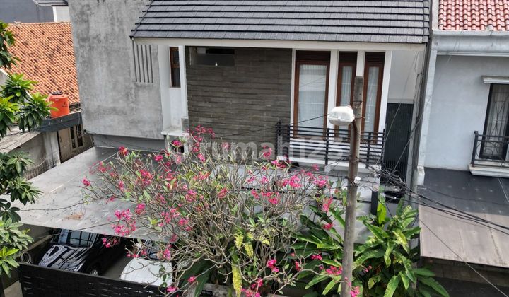 Rumah Modern Minimalis Dalam Cluster di Bintaro Jaya Sektor 9- Ws