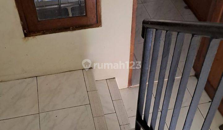 Disewakan Rumah di Villa Cinere Mas  4