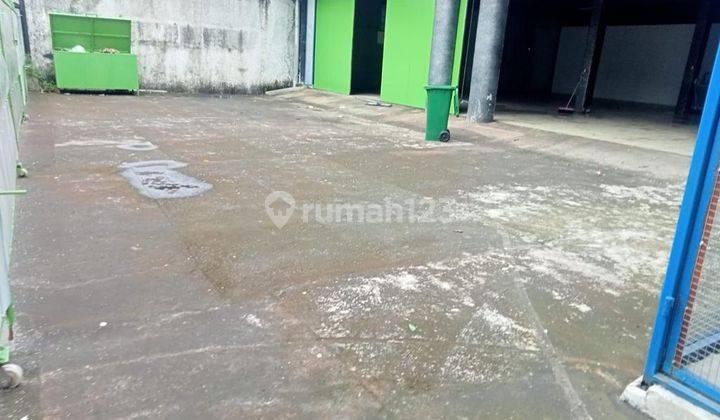 Disewakan Bangunan Showroom di Kebayoran Lama 7
