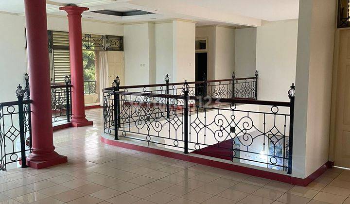 Rumah Model Classic di Bintaro Sektor 1, Pesanggrahan, Jakarta Selatan 2