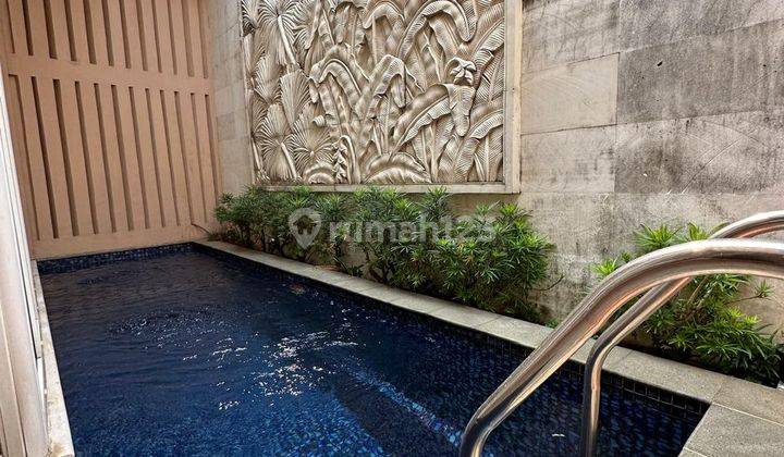  Rumah Modern Minimalis di Area Pondok Indah Jakarta Selatan Wn 1