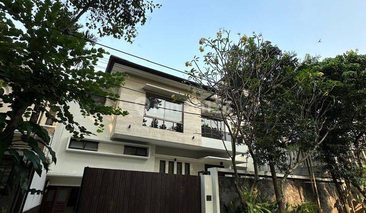 Rumah Modern Minimalis di Pondok Indah Area Wn 1