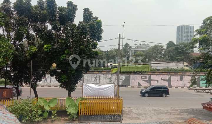 Rumah dan Ruang usaha   Jln Raya.TB.Simatupang  Jakarta Selatan- SM