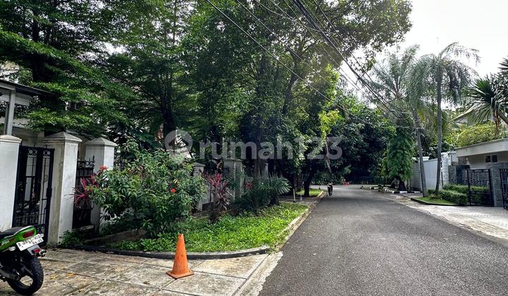 Dijual rumah Classic Mewah di Wijaya Area, Kebayoran Baru, Jakarta Selatan- WN