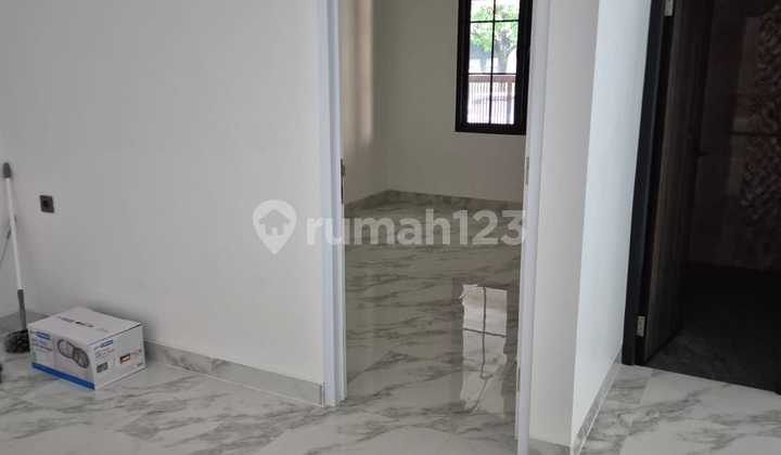 Rmh bagus baru renov, 2lt, 5kt, siap huni @ Kemang Pratama 1 Bekasi  2