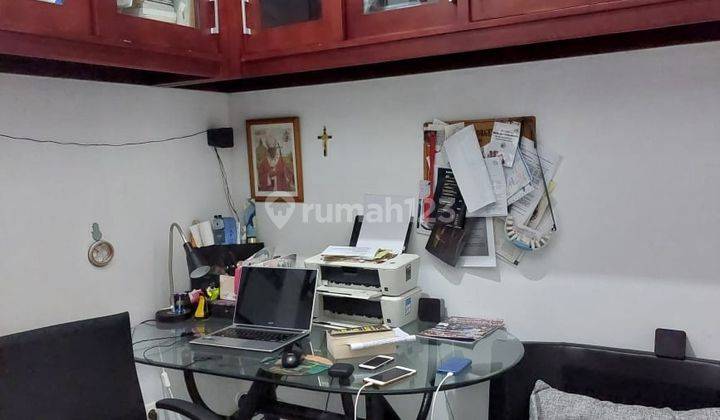 Rmh Bagus Lt 280, Bgn 210, 4kt di Jl Pratama 9, Kemang Pratama, siap huni,tenang 2