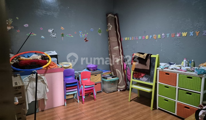 House in the center of Bekasi city, Land 150, Building 100, 3BR, ready to occupy @ Bambu Kuning Street, Sepanjang Jaya Bekasi 2