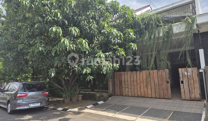 Rmh 2Lt Siap Huni di Kemang Pratama 5 , Bekasi, LT 210, Bgn 140, 4Kt