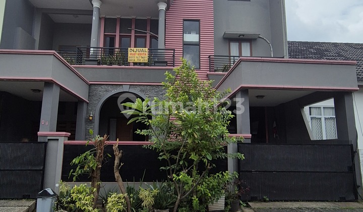 R, Mh Bagus 3Lt, Semi Furnished di Kemang Pratama 2, Lt 180, Bgn 23O, 4Ktdgn Kmd, Siap Huni