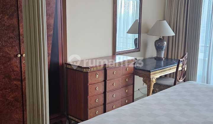 For Sale Apartment The Plaza Residence 3BR 2