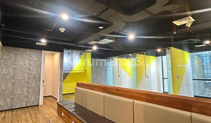 For Sale Office District 8