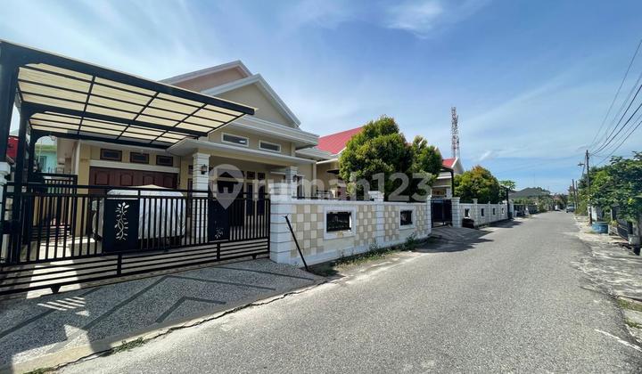 FOR SALE 3 UNITS OF HOUSES ON PURWODADI PANAM STREET, PEKANBARU