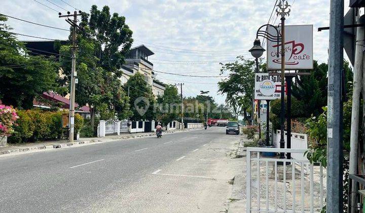 Disewakan rumah jl. sisingamangaraja ditegah kota cocok untuk usaha  2