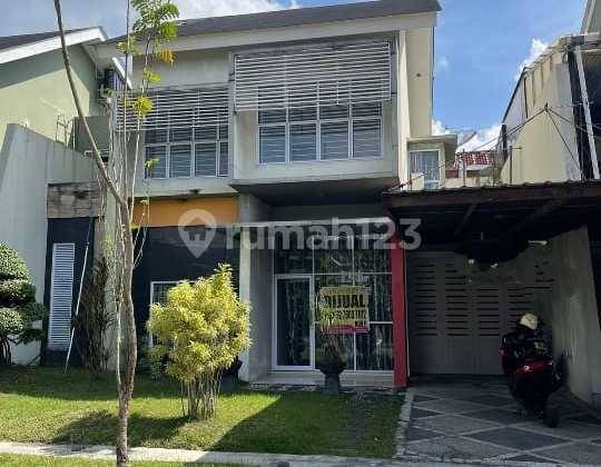 For Rent 2-Bedroom House 2 Floors Jl. Bakti Soekarno Hatta Pekanbaru