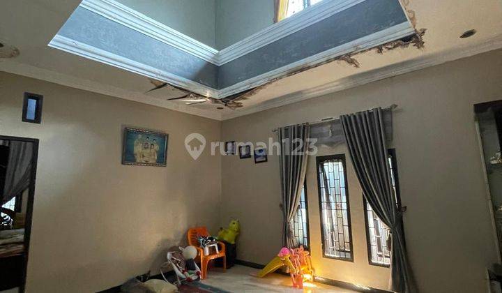 dijual rumah 2 lantai jl. adi sucipto pekanbaru 2