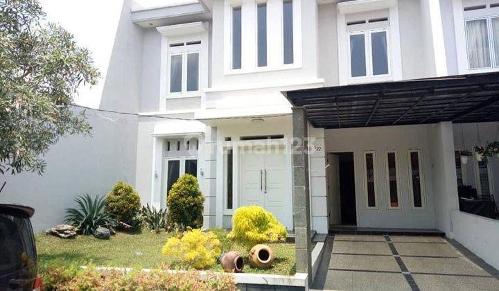Disewakan Rumah 2 lantai 4 kamar tidur komplek Mega Asri jl. s parman pekanabru 1