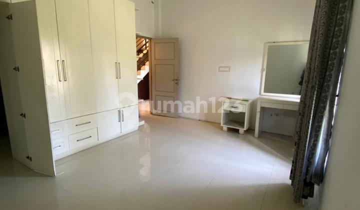 For Rent 2-Bedroom House 2 Floors Jl. Bakti Soekarno Hatta Pekanbaru