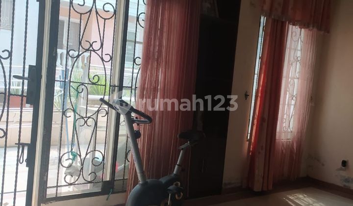 Damar Golf House Bgm Pik Size 10x23 2.5 floors Price 10M SHM Can Kpr 2