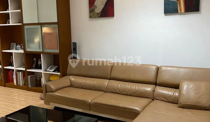 Gold Coast Pik House 10X30 Semi Furnished Price 15.5M Negotiable