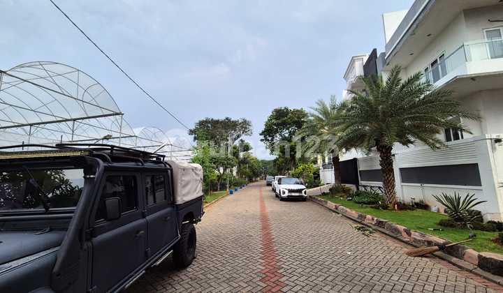 Rumah PIK 1 Manyar Permai Luas 305m2 3lt Hrg 12,5M Nego 2