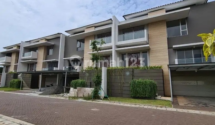 Golf Island Serenade PIK House 12x20 3 floors can use KPR Price 11M negotiable