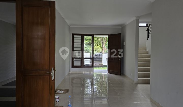 Quick Sale Ready-to-Live House in Delatinos Near Highway 2