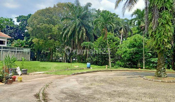 Kavling huk sekeliling taman super luas di Puspita Loka, dekat Al Azhar BSD City 5