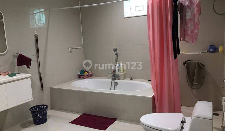 Rumah siap huni furnished hadap utara di The Avani  BSD, bagus 2