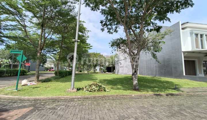 North-East Huk Plot in Greenwich Park BSD City Near Ipeka