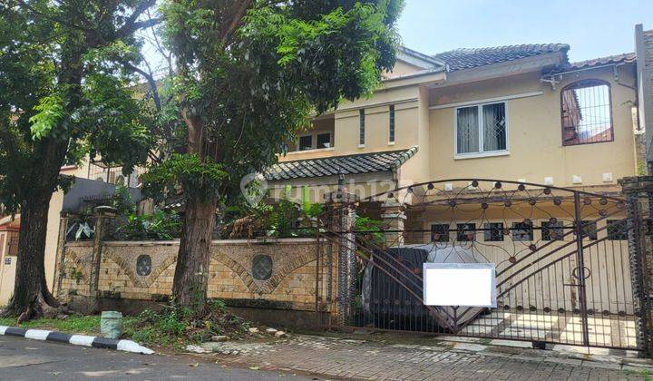 Dijual cepat Rumah Puspita Loka boulevard dekat sekolah Al Azhar 1