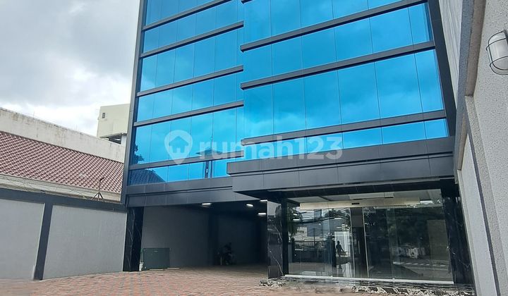 6-Story Office Building + Rooftop in Menteng, Central Jakarta