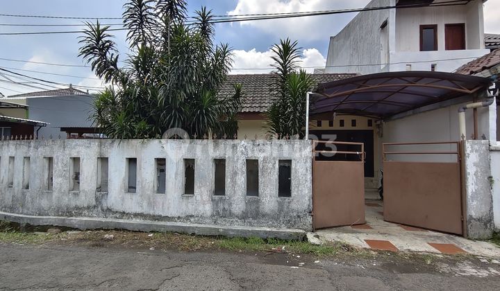 Rumah di Griya Loka BSD Dekat Sekolah St. Ursula & Pasar Modern
