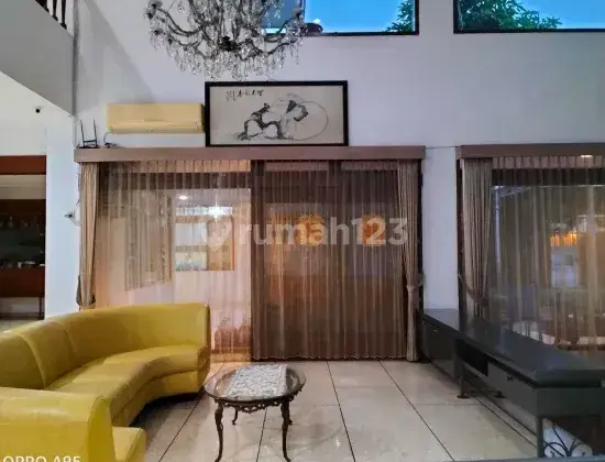 Rumah  Lokasi. Premium  Area Komersil Tomang Raya Jakarta Barat 2