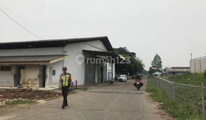  Gudang 5 Menit Ke Akses Toll Berlokasi di Cikokol Tangerang  2