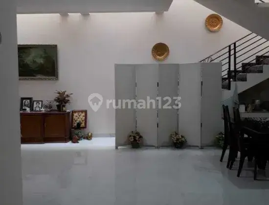 Rumah Bagus 2 Lantai 1 Gudang Siap Huni Sunrise Garden, Jakarta Barat 1